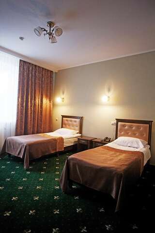 Гостиница Гарден отель Тюмень Стандартный двухместный номер с 2 отдельными кроватями-4